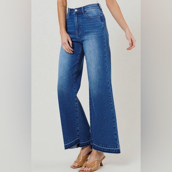 Vibrant Denim - VIBRANT MIU High Waisted Wide Leg Jeans Size 24